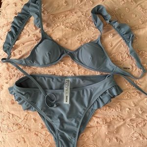 NWOT BRAND NEW SHEIN WOMEN SWIMSUIT